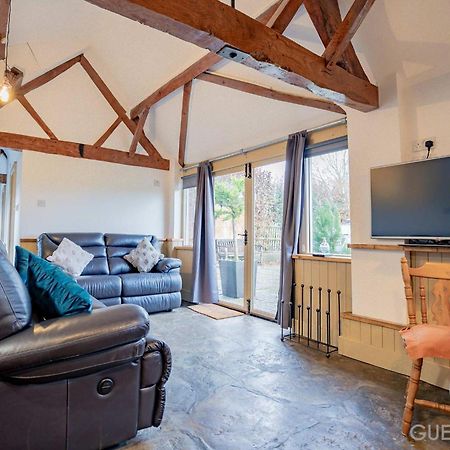 Upton Snodsbury Host & Stay - Snodsbury Barn מראה חיצוני תמונה